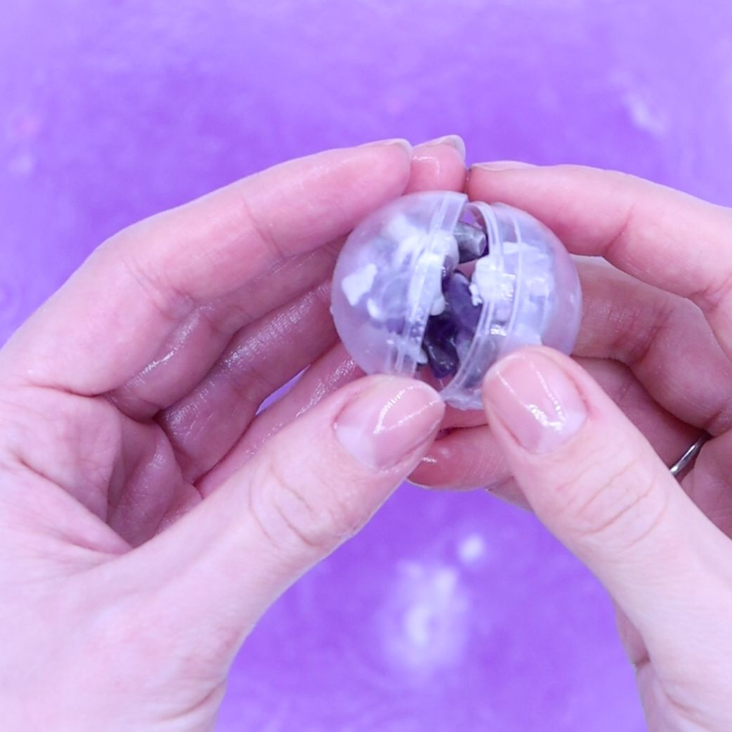 White Jasper Gem Bracelet Bath Bomb Gift Set - 70g