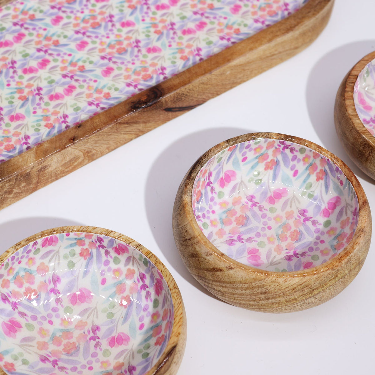 Mango Wood Tray with 3 Bowls Pretty Pink Floral